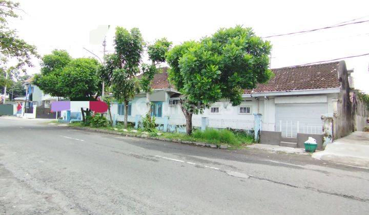 Tanah Tengah Kota Solo HOOK ada Bangunan Lama untuk Perkantoran 2