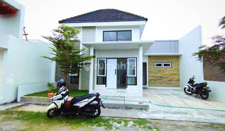 Rumah di Tengah Kota Karanganyar Cluster Baru One Gate System 1