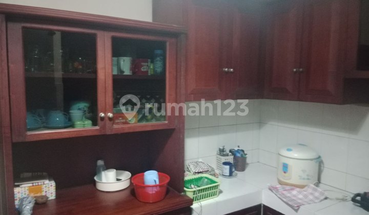 Rumah Luas di Jajar Laweyan Solo dekat Solo Square 8