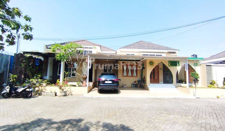 Rumah Mewah Cluster Elite Luas Nyaman dan Asri 1