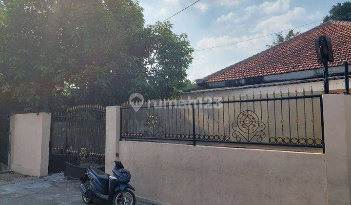 Rumah Di Solo Luas dekat Masjid Syeikh Zayed dan Pasar Mebel 2