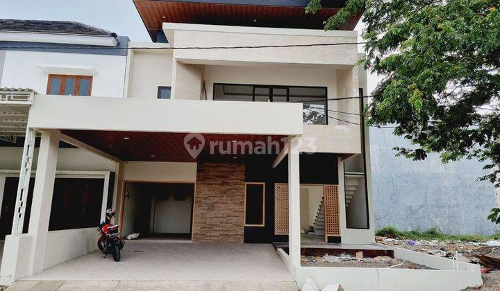 Rumah Mewah Solo Baru 2 Lt dalam Perumahan Elite  2