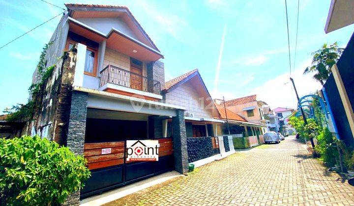 Rumah Mewah Tengah Kota Solo Furnish 2 Lantai 2