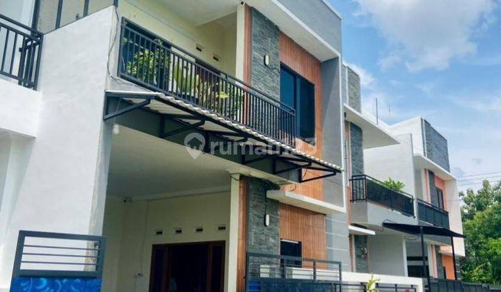 Rumah Mewah 2 Lantai Full Furnish dalam Cluster  1