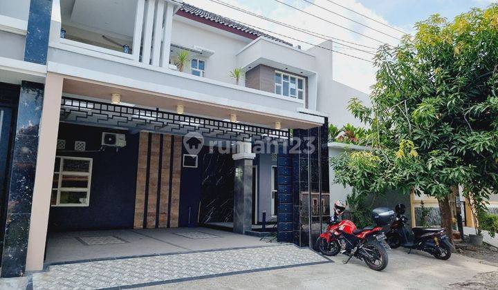 Rumah Mewah Solo 2 Lantai Siap Huni Kondisi Baru 1