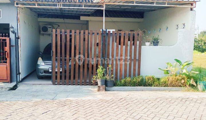 Rumah nyaman dalam Perumahan Palur Mojolaban 2