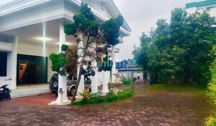 Rumah Tanah Luas Plus Furnish Tengah Kota Solo Harga BU 2