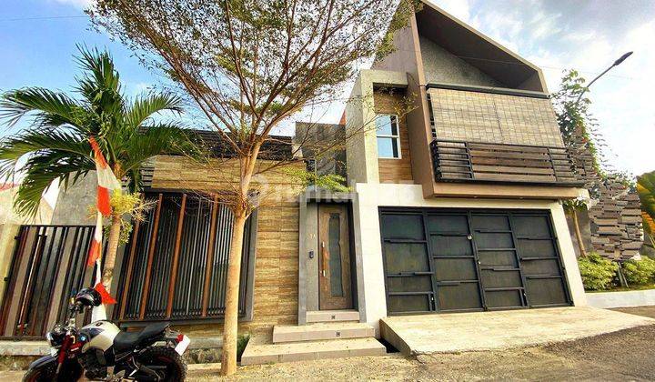 Rumah Solo Baru Full Furnish 1.5 Lantai View Sawah 1