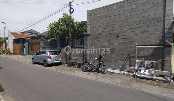 Rumah Mewah Solo Kota Ada Kolam Renang Full Furnish 2