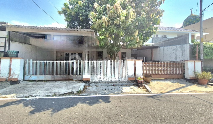 Strategic Land in the Center of Solo City, Near Manahan Stadium Strategic Land in the Center of Solo City, Near Manahan Stadium