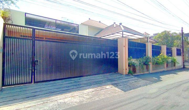 Rumah Mewah Dan Luas Strategis Solo Kota Siap Huni 1