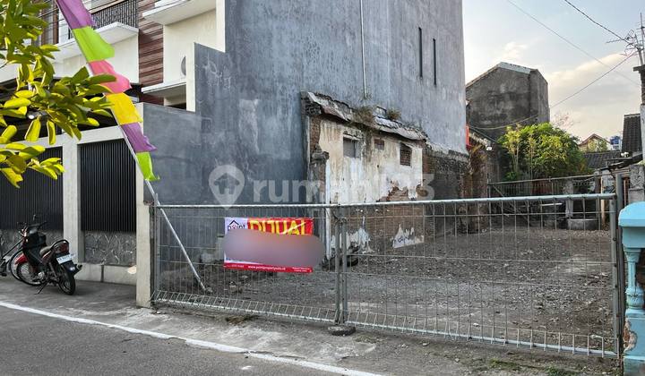 Tanah Pekarangan Dekat Stadion Manahan Bentuk Ideal Shm 97m² Tanah Pekarangan Dekat Stadion Manahan Bentuk Ideal Shm 97m²