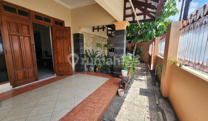 Spacious Solo City House Good Livable Near Manahan Stadium 2