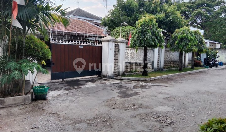 Rumah Klasik Tengah Kota Harga Bu Luas SHM 650M2