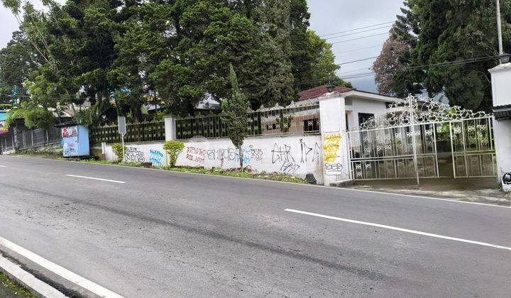 Rumah Vila Tawangmangu Pinggir Jalan Siap Huni  2