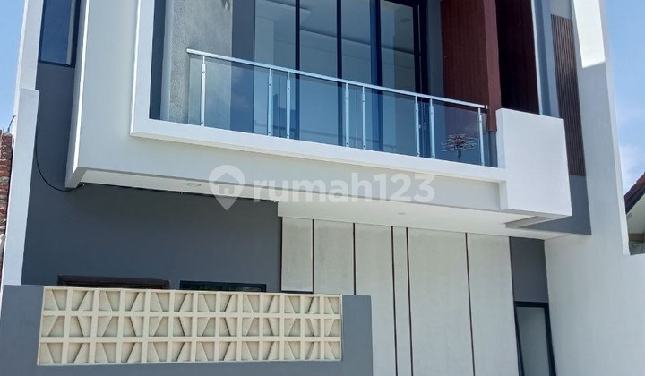 New House Near Adi Sucipto Colomadu 2-Storey Mini Cluster 2