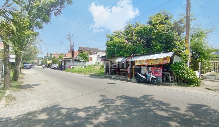 Tanah Luas Premium Kerten Laweyan Akses Lebar Strategis