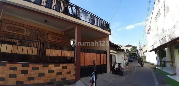 Rumah Etnic Solo Kota 2 Lantai Tengah Kota 2