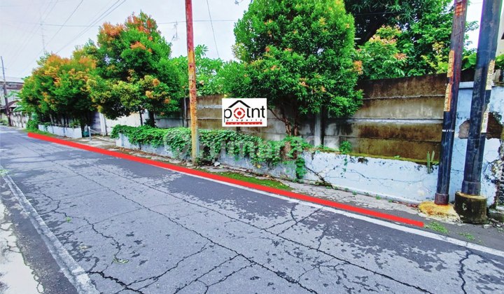 Tanah Luas Solo Kota Shm 1298m2 Dekat Jl. Veteran Surakarta