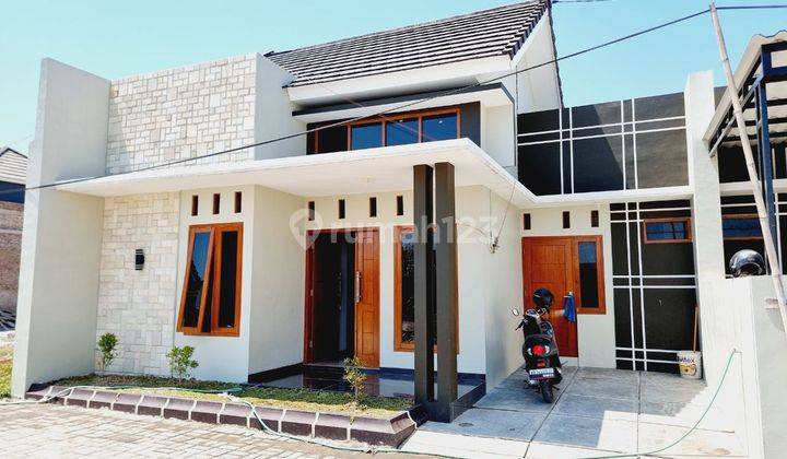 Rumah Cluster Baru Colomadu Pesan Bangun One Gate 1