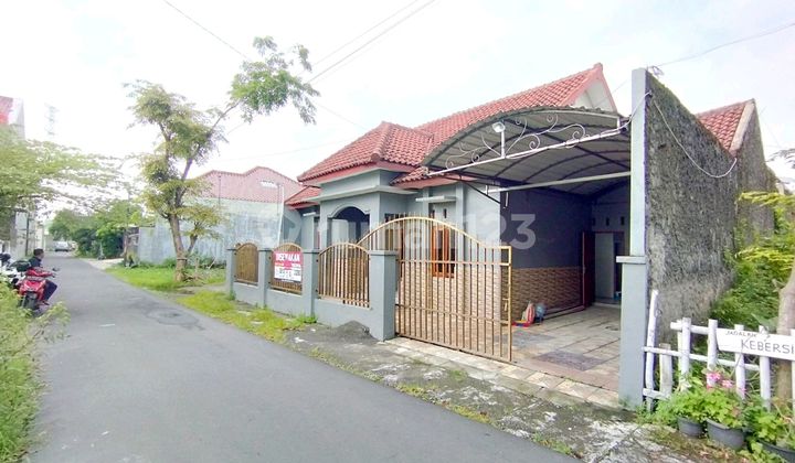 Rumah Siap Huni Tengah Kota Di Sumber Banjarsari Solo 1