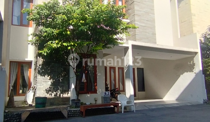 Rumah Mewah Furnish Cluster Tengah Kota Solo 2 Lt Siap Huni 2