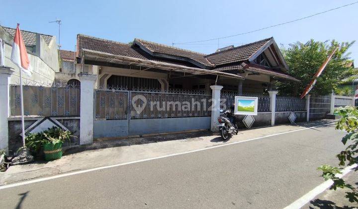 Rumah Nego Bu Dekat Fly Over Joglo Nusukan Banjarsari Solo 1