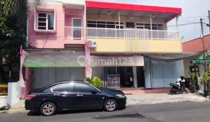 Rumah Strategis Tengah Kota Solo 2.5 Lantai Bisa Untuk Usaha 1