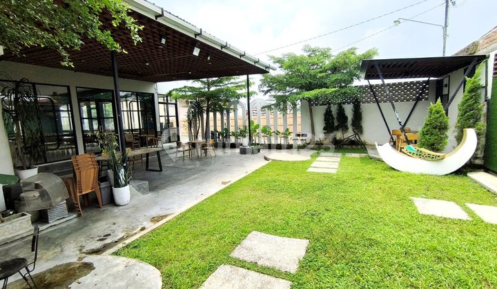 Strategic Cafe Resto Land and Building