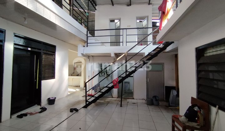 Kos 30 Kamar Full Aktif Kawasan Kampus Uns Dan Isi Surakarta