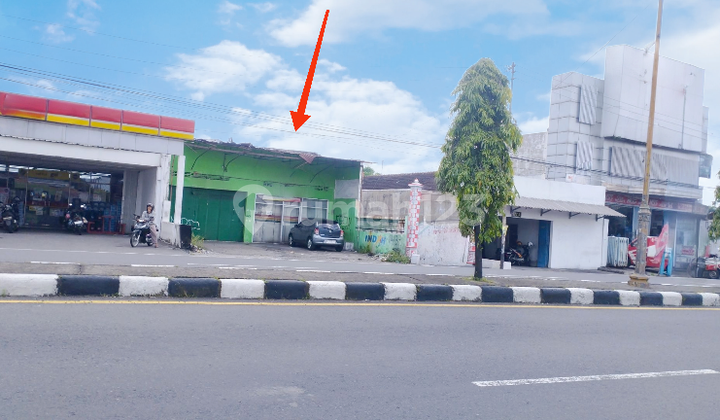 Shop House, Land Measurement, Ahmad Yani Main Road Side, Kartasura. Shop House, Land Measurement, Ahmad Yani Main Road Side, Kartasura.