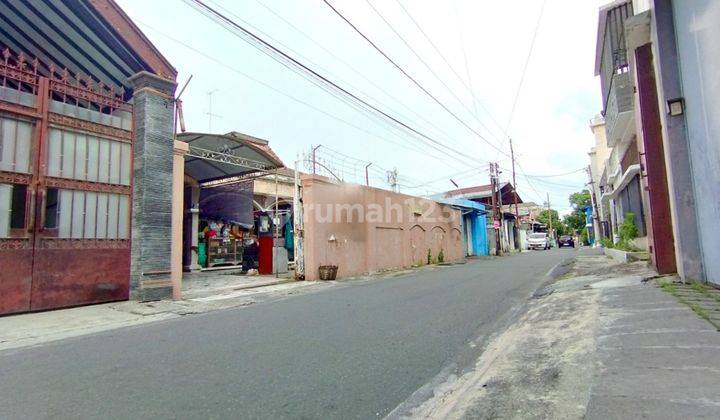 Tanah Dan Bangunan Tengah Kota Solo Sangat Strategis 2