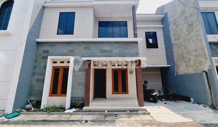 Beautiful, Comfortable Minimalist 2-Story New House, Ready to Occupy. Beautiful, Comfortable Minimalist 2-Story New House, Ready to Occupy.