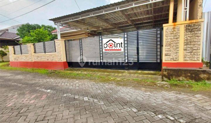 Rumah Asri Halaman Luas Siap Huni Bonus Furnish 2