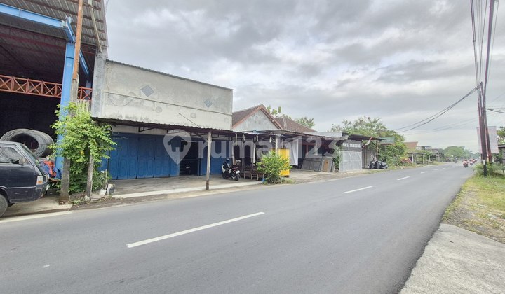 Ruko 2 Lt Kawasan Embarkasi Haji Donohudan Strategis Jalan Utama 2