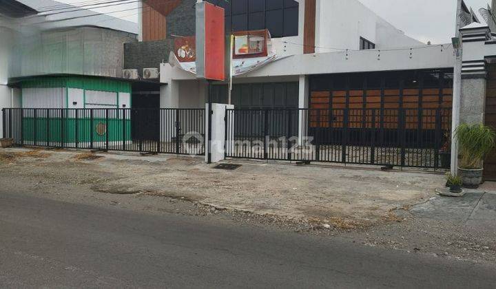 Ruang usaha Dan Rumah Hunian Strategis Pinggir Jalan Utama 1