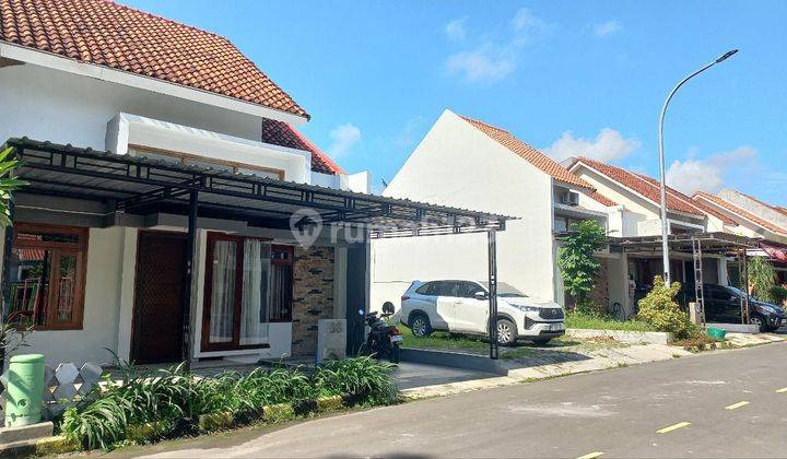 Rumah cluster Colomadu Dekat IHS Perumahan One gate 2