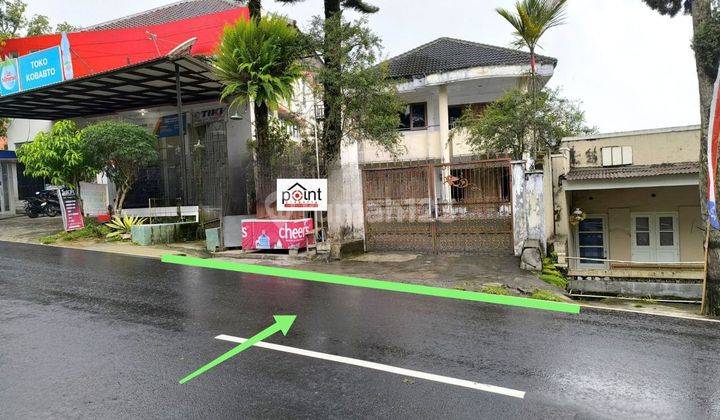 Rumah Villa Tawangmangu Pinggir Jalan Raya 2