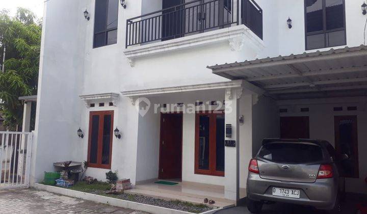 Rumah Cluster 2 Lantai Dekat Lor In Hotel Solo 2