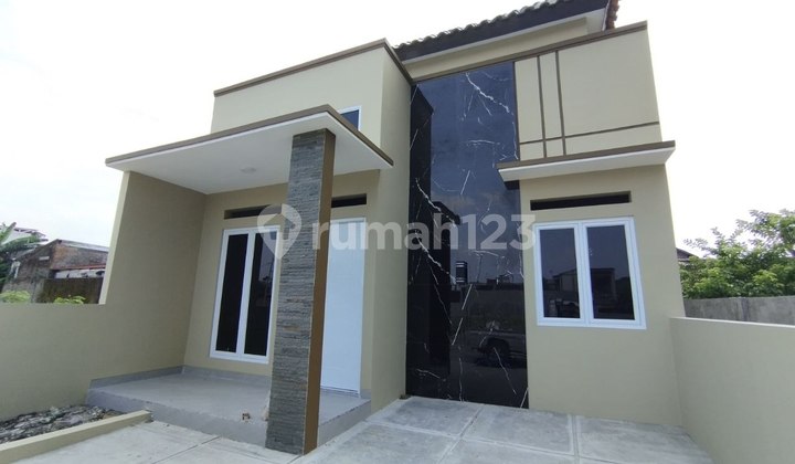 Rumah Baru Dekat Kampus Uns Pesan Bangun 1 Dan 2 Lantai 2