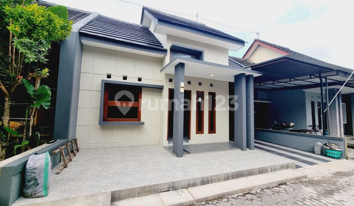 Rumah Cluster One Gate Mangesti Raya Siap Huni  2
