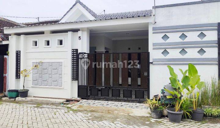 Rumah Baru Cantik Siap Huni Dekat Mangesti Raya Gentan Purbayan 1