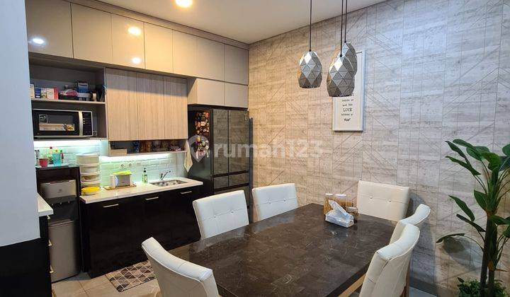 Dijual Rumah Minimalis 2 Lantai di Nusaloka Bsd City  2