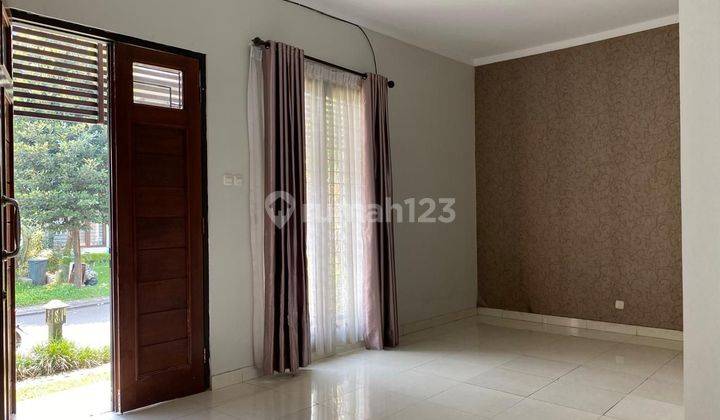 Dijual Rumah Bagus Siap Huni di Emerald Bintaro Sektor 9 Lokasi Startegis. 1