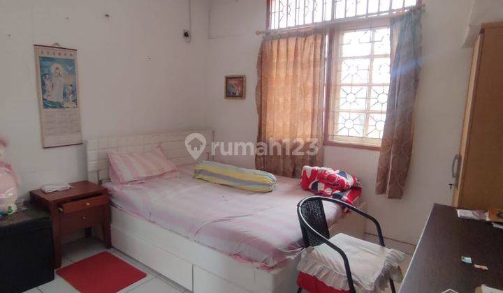 Dijual Rumah 1,5 Lantai di Graha Raya Bintaro  2