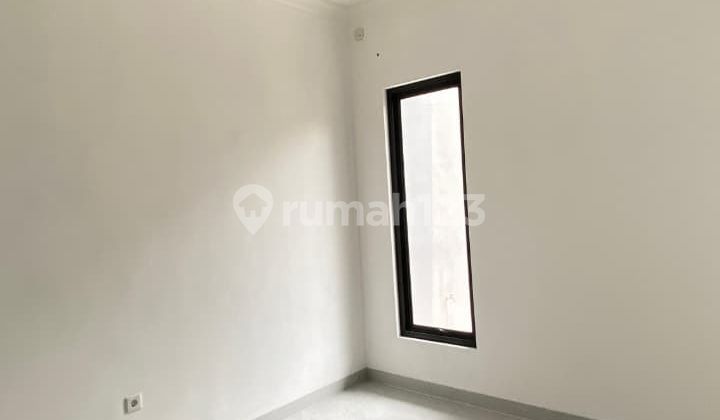 Dijual rumah bagus di kencana loka bsd bangunan siap huni 2