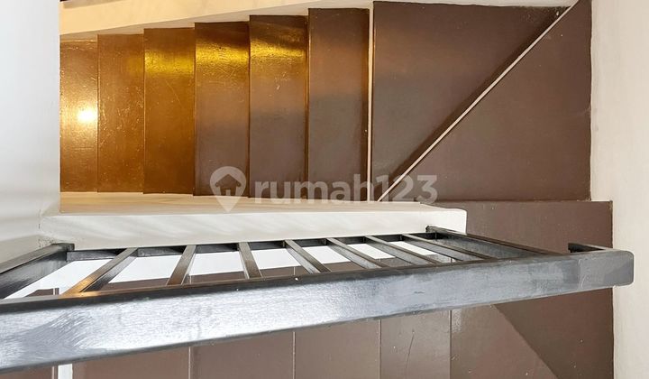 Dijual rumah bagus di discovery bintaro lokasi asri & nyaman siap huni 2