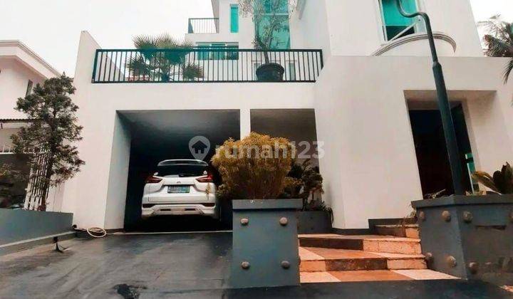 Dijual Rumah Minimalis Modern 3 Lantai di Bintaro Sektor 8 2