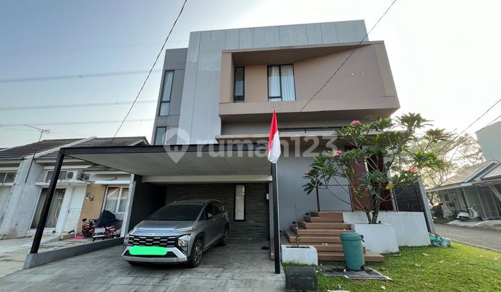 Dijual Rumah Bagus di Serpong Lagoon Cisauk Bangunan Modern Siap Huni