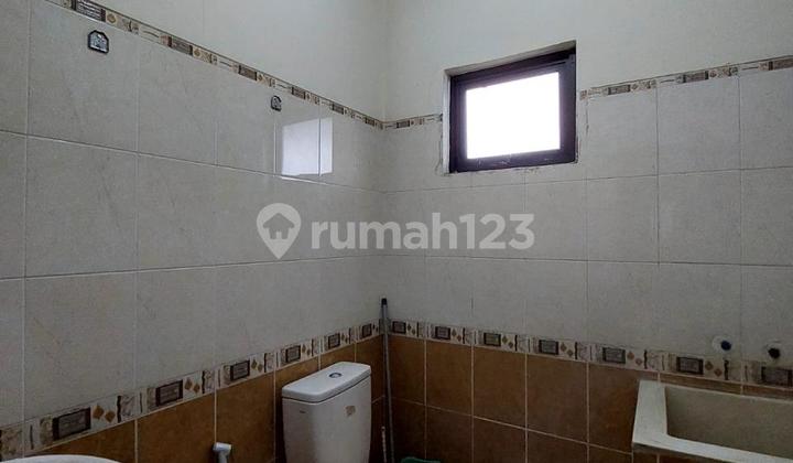 Dijual rumah bagus di bsd griya loka bangunan terawat & nyaman 2